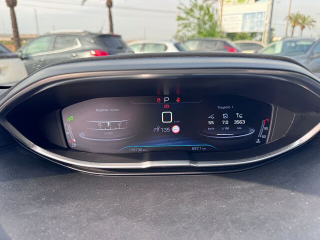 PEUGEOT 3008 CROSSWAY 1.5 BLUE HDI AUTO SPANISH LHD IN SPAIN 111000 MILES 2018